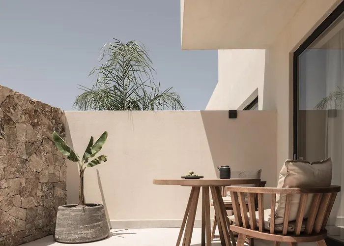 Seven Rocks Paliouri