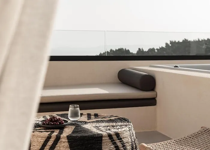 Seven Rocks Aparthotel Paliouri