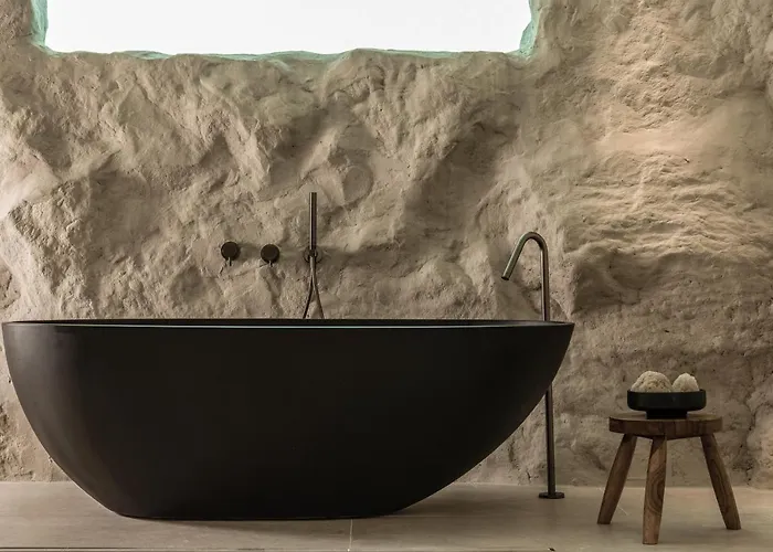 Seven Rocks Paliouri