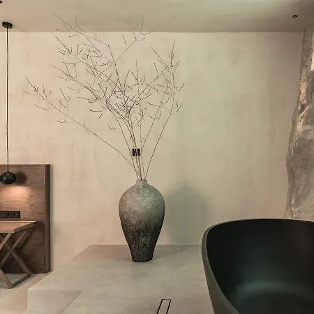 Seven Rocks 아파트호텔 4*