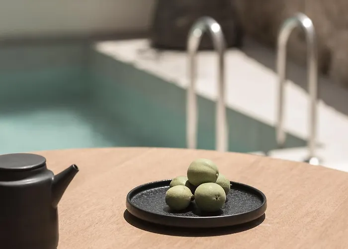 Seven Rocks Lägenhetshotell 4*